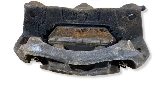 Mazda CX-3 Front brake caliper 