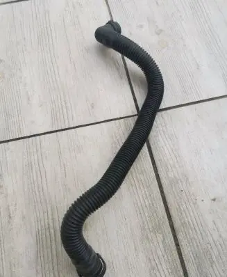 Audi A6 S6 C7 4G Breather/breather pipe/hose 4G0133889G
