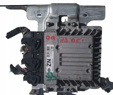 Nissan Qashqai Engine control unit/module 145TYS