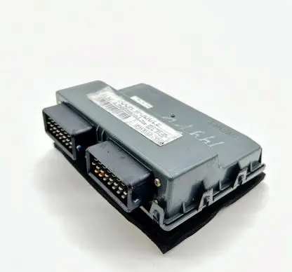 Jaguar XK8 - XKR Door control unit/module LJE2120AB