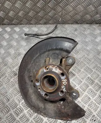 Volvo XC60 Front wheel hub 