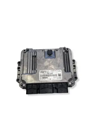 Ford Focus Engine control unit/module 9M5112A650AG 0281017750