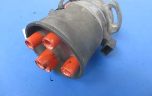 Skoda Felicia II Spark distributor 