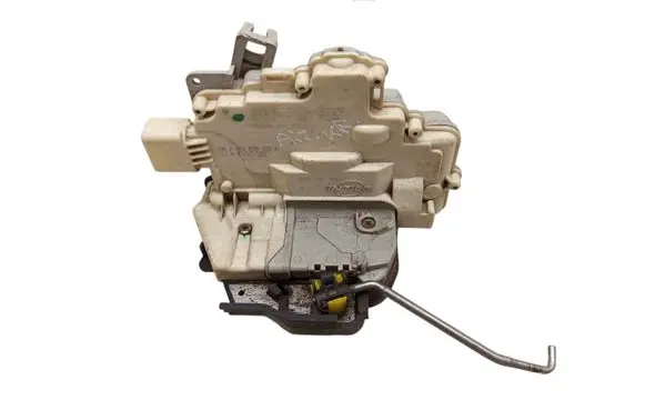 Audi A6 S6 C6 4F Rear door lock 4F0839015A