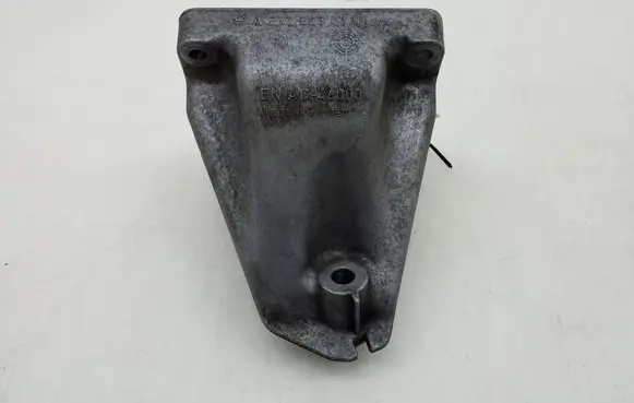 Mercedes-Benz S W221 Engine mounting bracket A2722230704