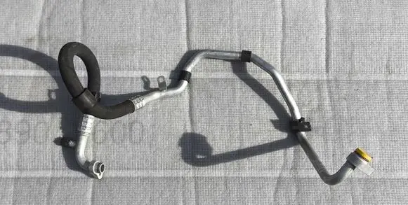 Mercedes-Benz AMG GT R190 C190 Engine coolant pipe/hose A1908303100