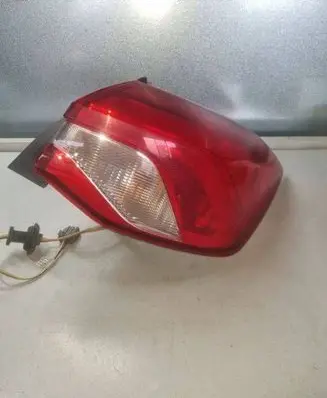 Ford Focus Rear/tail lights JX7B13404DE