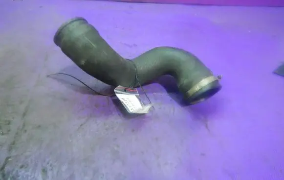 Audi A4 S4 B5 8D Intercooler hose/pipe