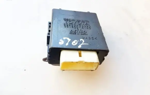 Toyota Avensis T270 Other control units/modules 8597020020 85970-20020