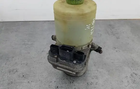 Seat Ibiza III (6L) Power steering pump