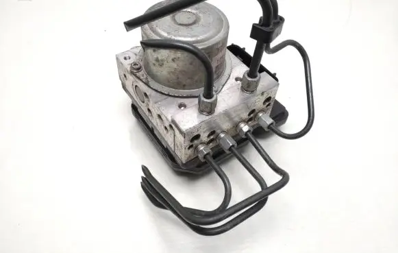 Nissan Leaf I (ZE0) ABS Pump 476603NF0A A98000BB7 83112007