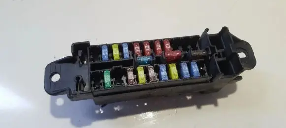Mazda 2 Fuse box set