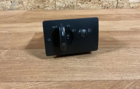 Ford Focus C-MAX Light switch 3M5T13A024EA 04057410