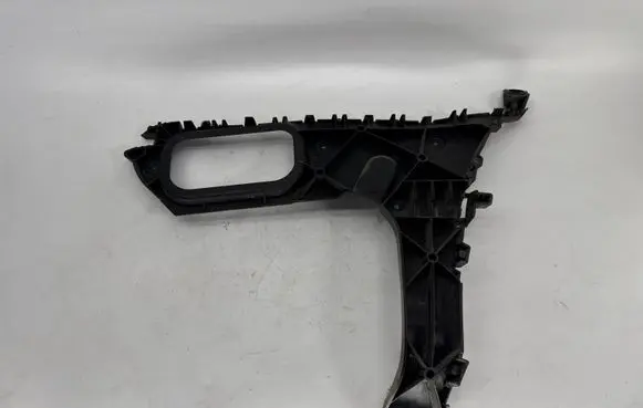 Audi Q7 4L Rear bumper mounting bracket 4L0807454A
