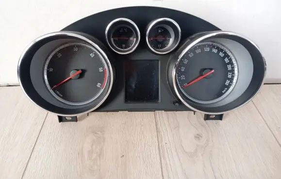 Opel Insignia A Speedometer (instrument cluster) 13327317