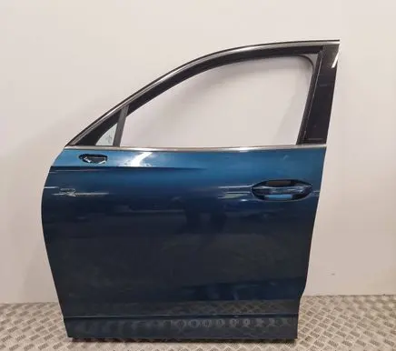 Volkswagen Tiguan Front door