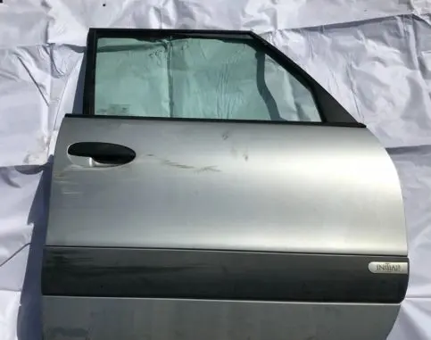 Renault Espace III Front door sidabrine