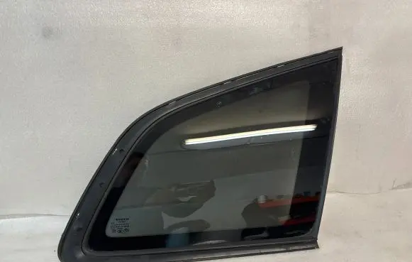 Volvo XC60 Rear side window 32314866