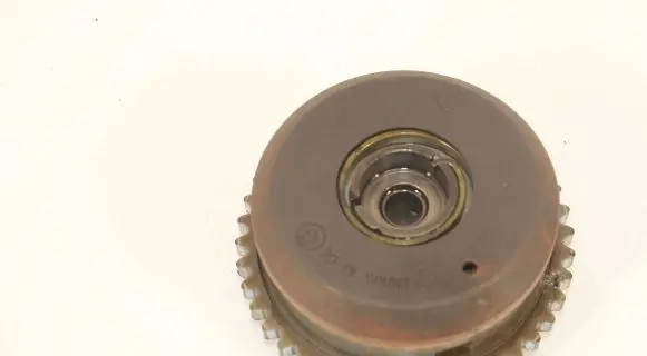 BMW 7 F01 F02 F03 F04 Camshaft vanos timing valve 13610510
