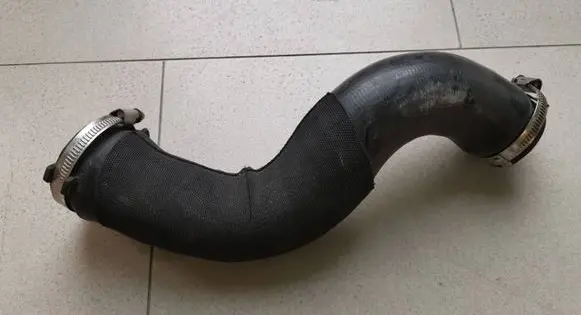 Audi A4 S4 B8 8K Intercooler hose/pipe 8K0145737J PXR119771