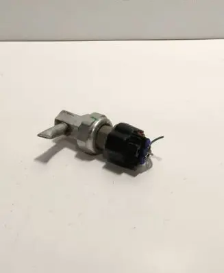 Suzuki Grand Vitara II Air conditioning (A/C) pressure sensor 499000 8020
