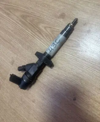 Renault Espace IV Fuel injector 0445110084 820084534