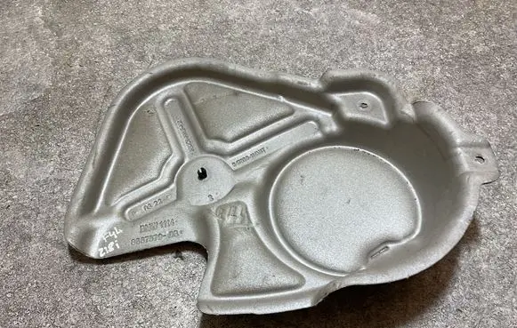 BMW 2 F44 Timing belt guard (cover) 8657579