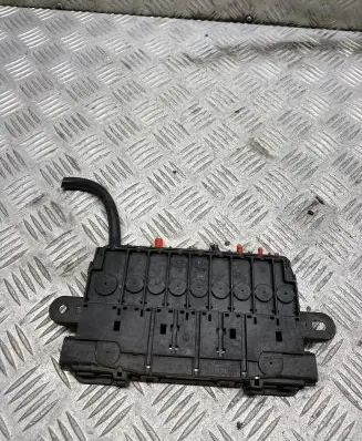 Land Rover Range Rover L405 Fuse module HPLA14A073KA