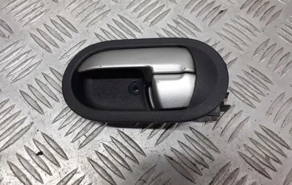 Mitsubishi Colt CZ3 Front door interior handle