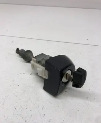 BMW 3 E90 E91 Front door lock (next to the handle)