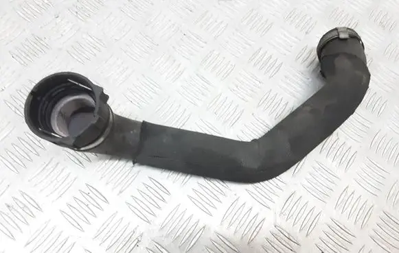 Volvo XC90 Engine coolant pipe/hose 31319445