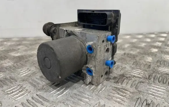 Audi A4 S4 B8 8K ABS Pump 8K0907379AC 8K0906379AC