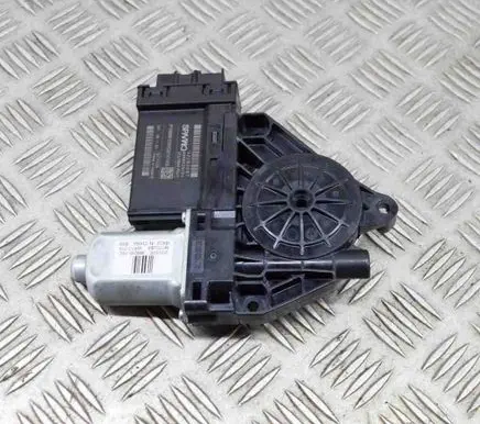 Volvo XC40 Rear door window regulator motor 32283267 8889639264