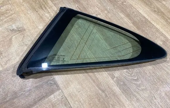Jaguar F-Type Rear side window EX5329600BJ