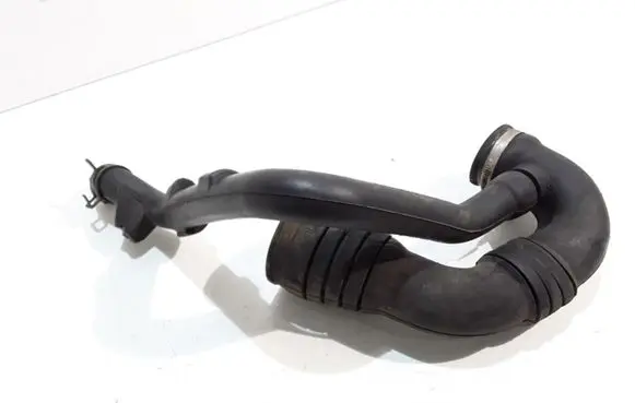 Volkswagen PASSAT B5 Air intake duct part