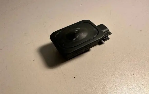 Ford Mondeo MK V Tailgate/boot open switch button BB5T14K147BA