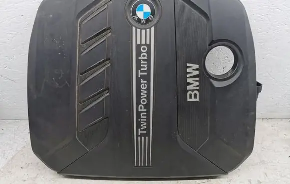 BMW 5 F10 F11 Engine cover (trim) 8510475