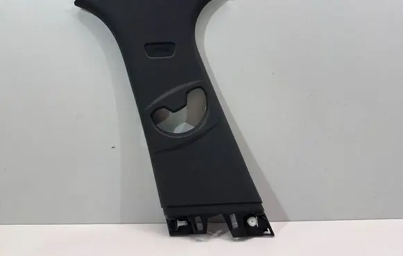 BMW 1 F20 F21 (B) pillar trim (top) 7221025