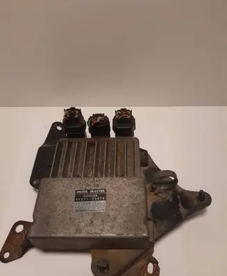 Lexus IS 220D-250-350 Fuel injection control unit/module 8987120070 1310001371