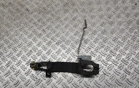 Mazda CX-5 Front door exterior handle/bracket 3118