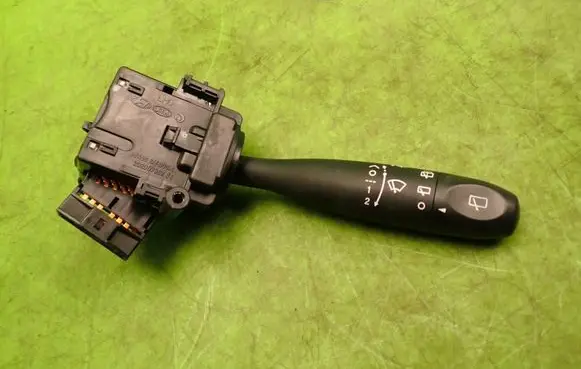 Hyundai i10 Wiper control stalk 
