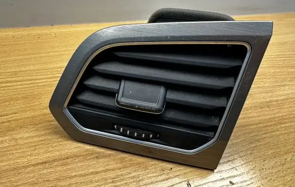 Volkswagen Golf Sportsvan Dashboard side air vent grill/cover trim 517819709A