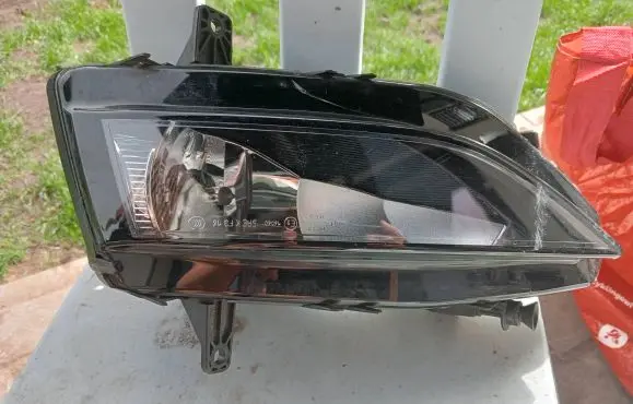 Volkswagen Golf VII Front fog light 5G0941661f
