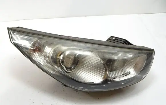 Hyundai ix35 Headlight/headlamp asdf