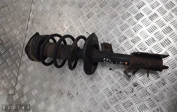 Nissan Qashqai Front shock absorber/damper 54303BR04A