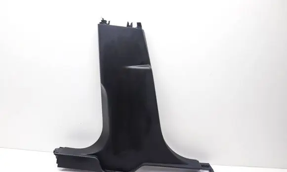(B) pillar trim (bottom)