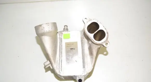 BMW 5 G30 G31 Intercooler radiator 8579306 17518579306