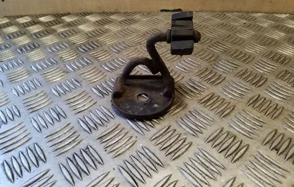 Muffler mount bracket/holder