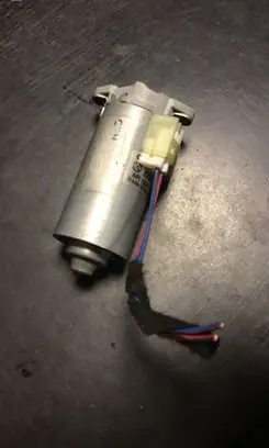 BMW X5 E53 Seat adjustment motor 0130002616