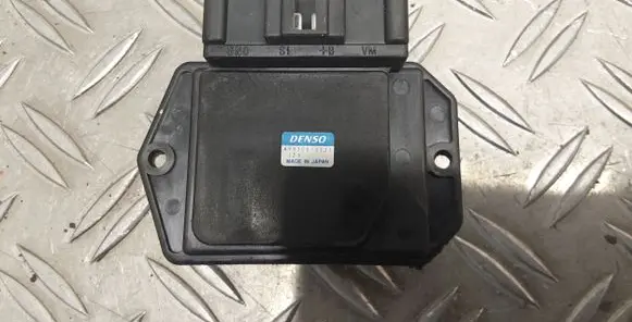 Toyota Corolla E120 E130 Heater blower fan relay 4993002121